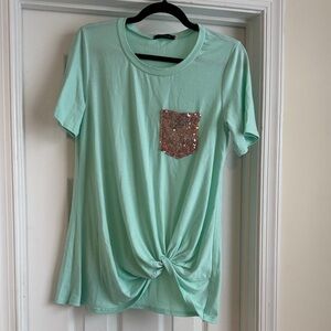 Cute shirt with sequin pocket